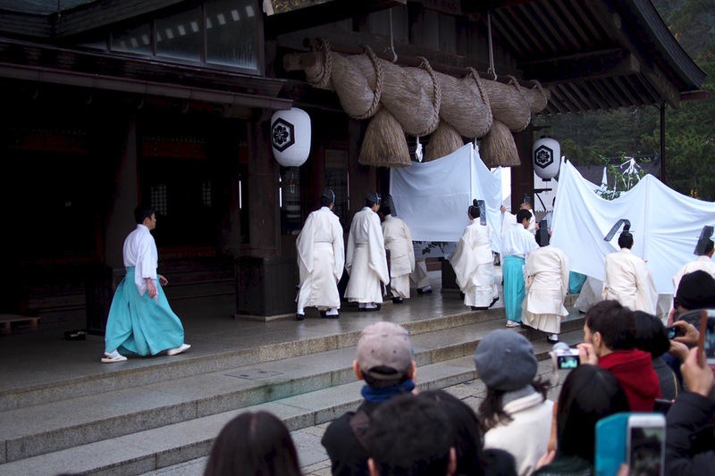 神在月（神等去出祭）と出雲旅 – 偲フ花